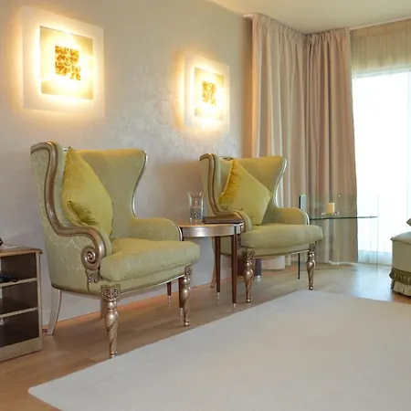 Carmen International - Fost Becali Hotel