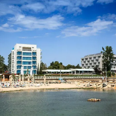 Carmen International - Fost Becali Hotel