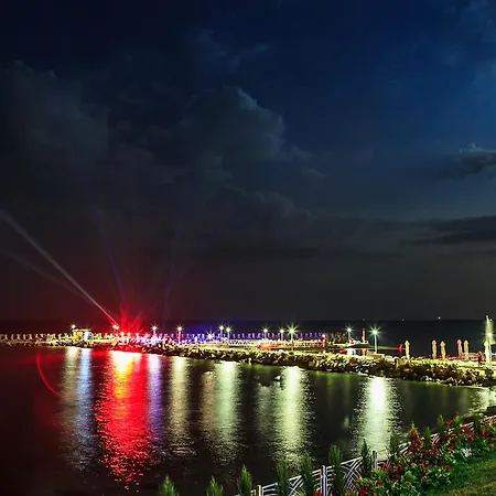 Hotel Carmen International - Fost Becali 5*