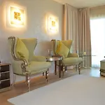 Carmen International - Fost Becali Szálloda
