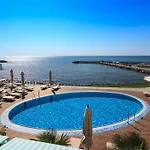 Carmen International - Fost Becali