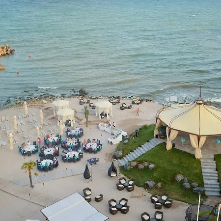 Szálloda Carmen International - Fost Becali