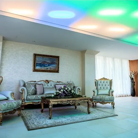 Carmen International - Fost Becali Венус