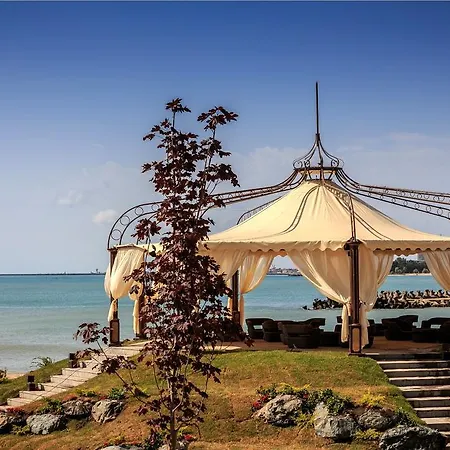 Carmen International - Fost Becali 5*