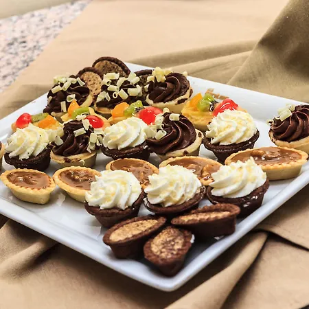 Carmen International - Fost Becali 5*