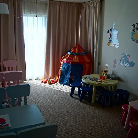 Carmen International - Fost Becali Венус