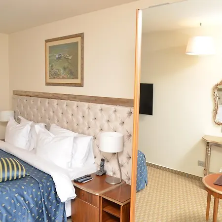 Carmen International - Fost Becali 5*