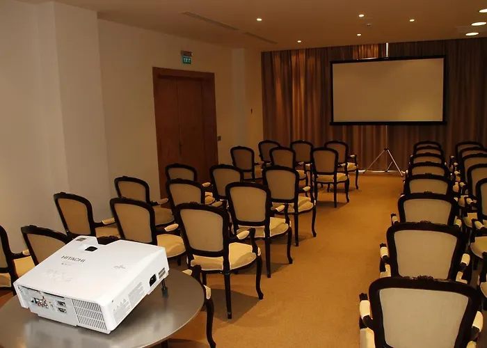 Carmen International - Fost Becali