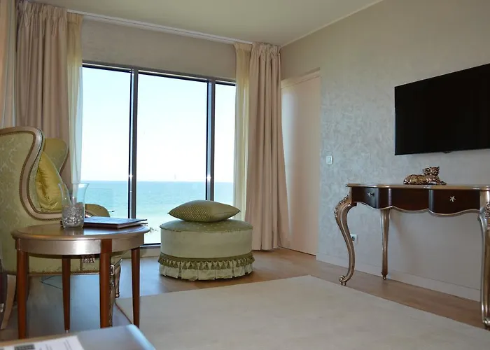 Carmen International - Fost Becali Hotel